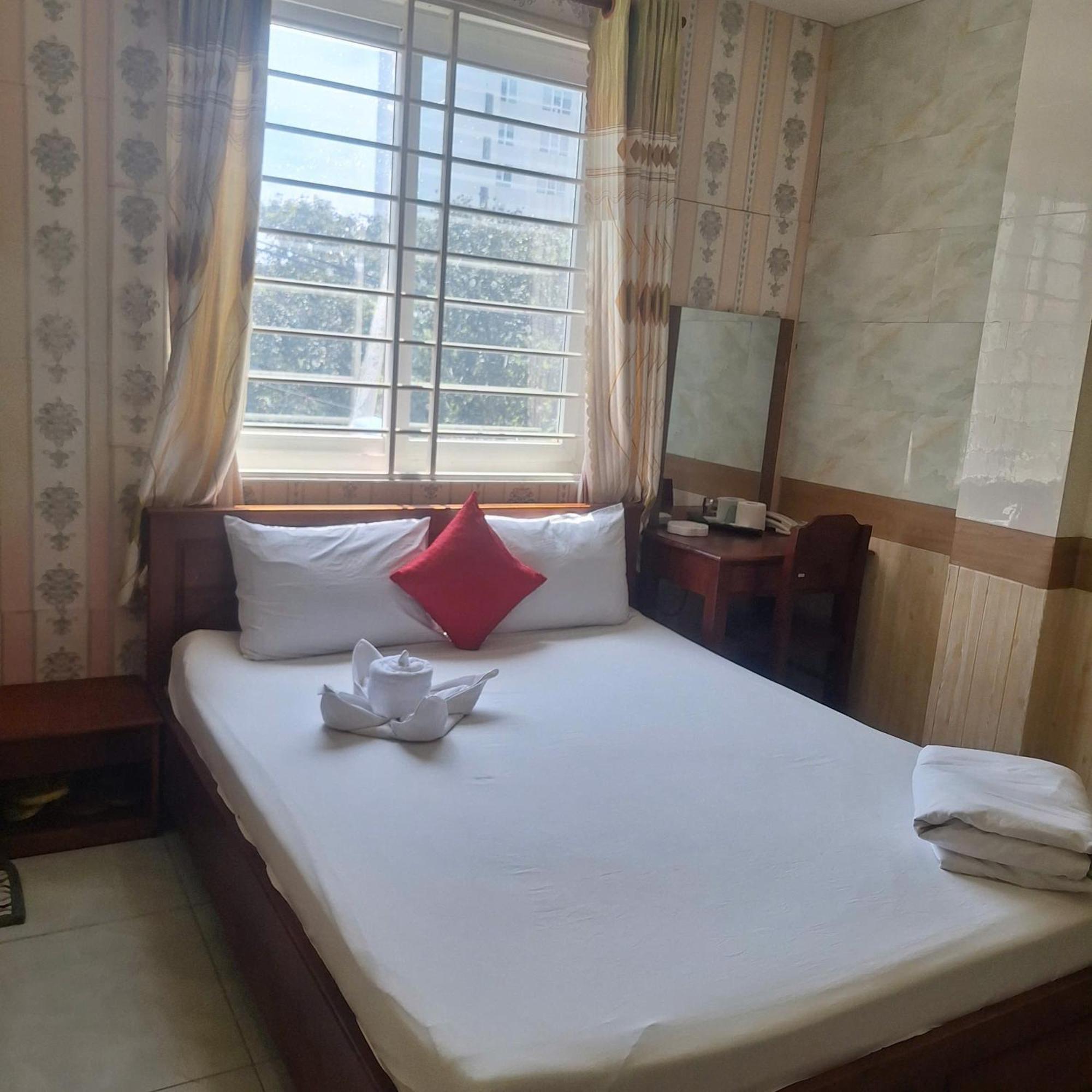 Damry Hotel Хошимін Екстер'єр фото