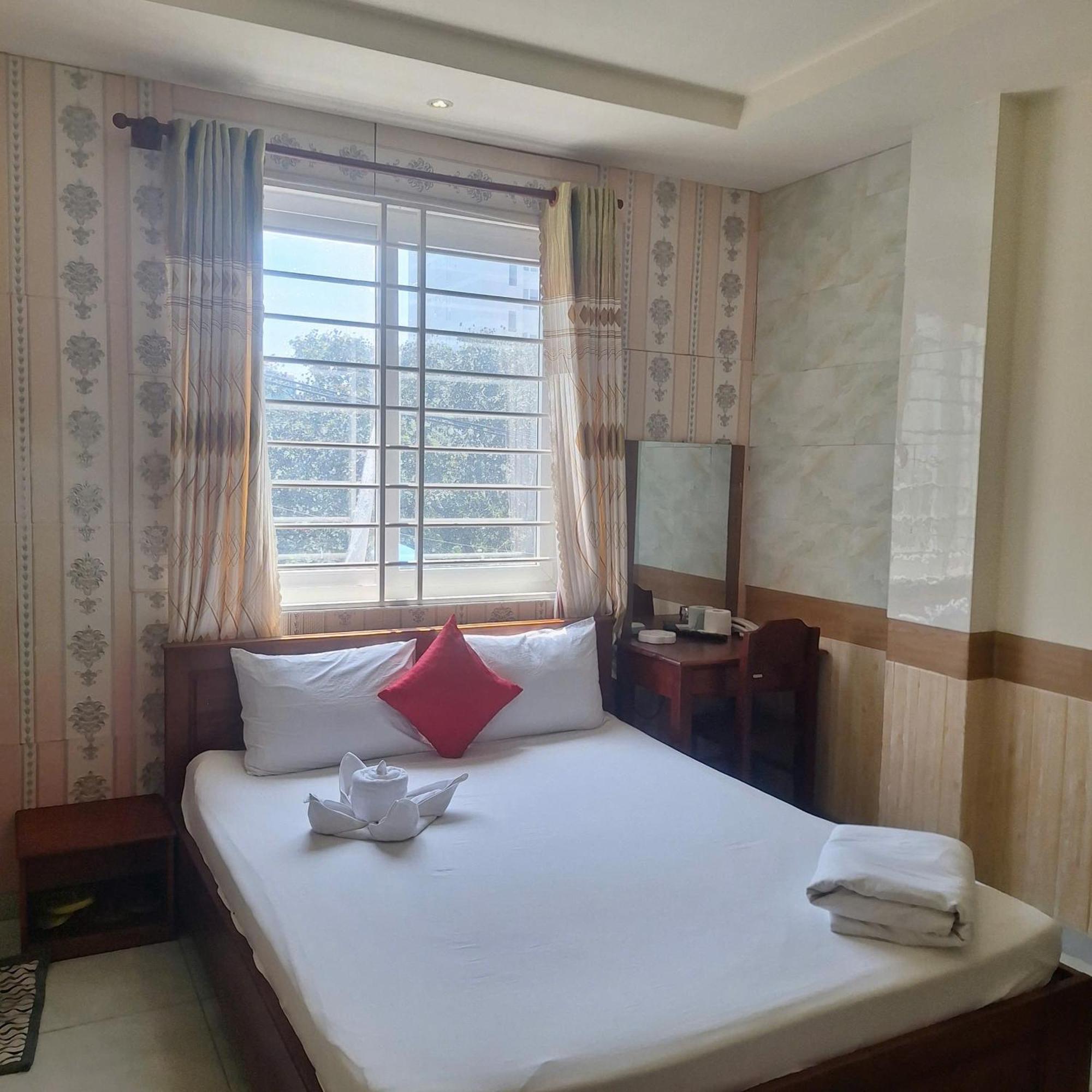 Damry Hotel Хошимін Екстер'єр фото